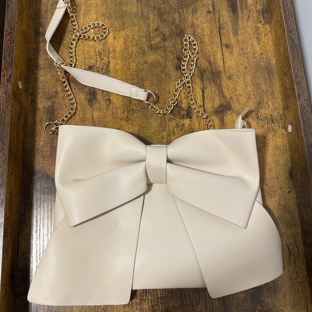 Altard State Elegant Cream Bow Accent Women's Bag